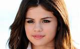 Selena Gomez Photos & her Biography