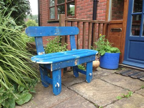 Pallet Garden Bench : 4 Steps (with Pictures) - Instructables