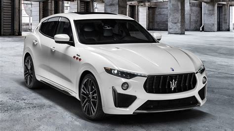 Maserati Levante Trofeo revealed – and it trumps Jaguar’s F-Pace SVR | evo