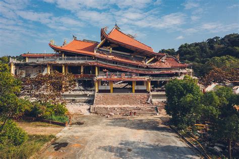 Explore ruins in Taiwan 02｜Taiwan Folk Village｜台灣民俗村 on Behance