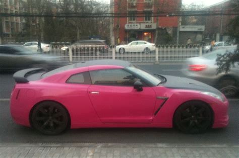 Nissan GT-R is Pink & Black in China