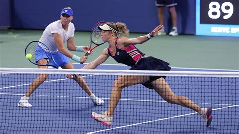 Best photos of women's doubles semifinals at the 2023 US Open ...