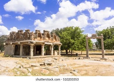 Hampi Ruins Stock Photo 510203353 | Shutterstock