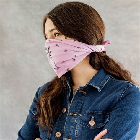 bandana face mask | How to wear bandana, Fashion face mask, Fashion