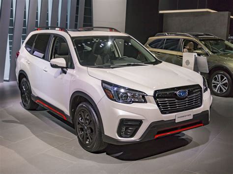 2019 Subaru Forester White