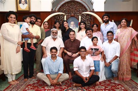 Kamal Haasan swayed to tears by love from Sivaji Ganesan family ...