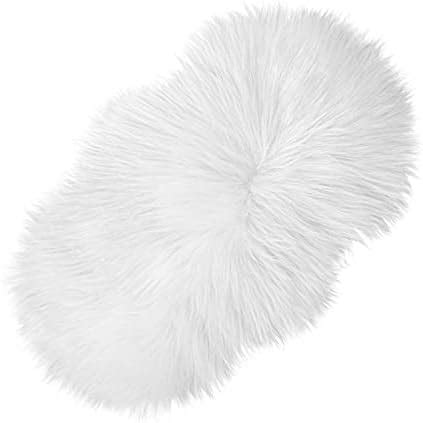 WLLHYF Faux Sheepskin Fur Fuzzy Rug, Ultra Soft Rectangle White Furry ...
