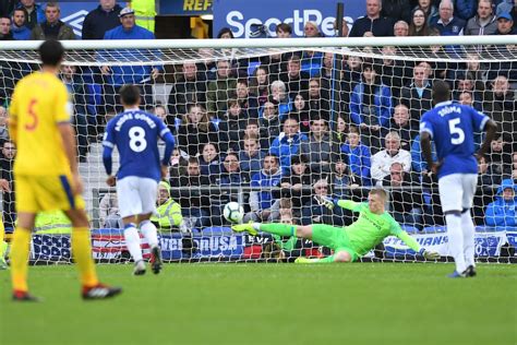 Everton vs Crystal Palace: Premier League Matchday 9 - Royal Blue Mersey