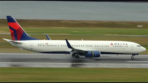 *RARE* FIRST EVER Delta Airlines Boeing 737-900ER [N808DN] landing in ...