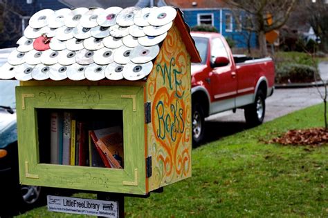 20 Charming Little Free Library Plans • Insteading