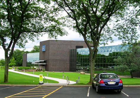 Mercedes benz usa headquarters new jersey