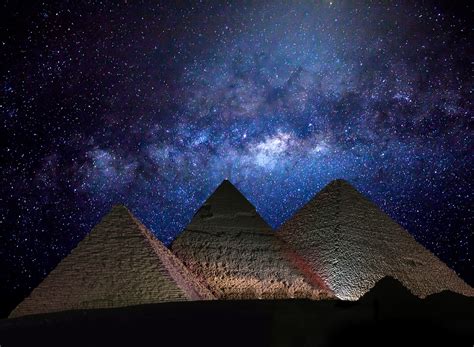The Pyramids by night - Jim Zuckerman photography & photo tours