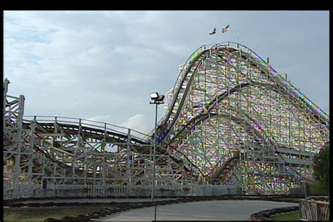 A look back at Houston's Six Flags AstroWorld | abc13.com