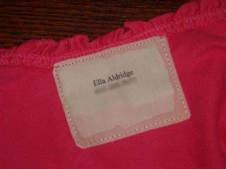 rostitchery: make-your-own clothing labels