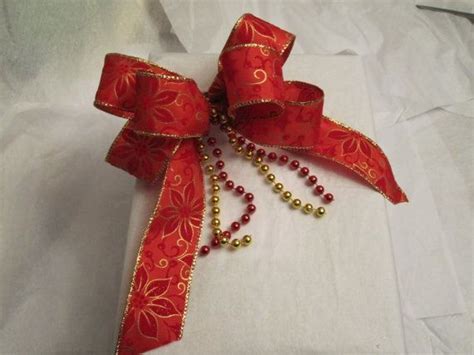 Photos of christmas present wrapping bows | Christmas bow red | GIFT ...