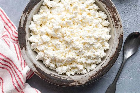 8 Cottage Cheese Health Benefits, According to a Dietitian