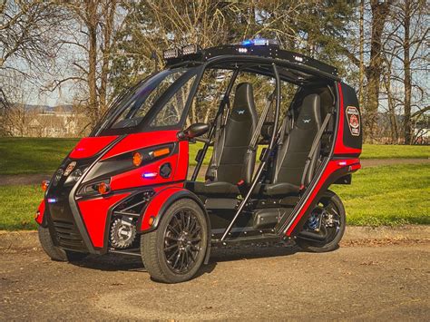 American firefighters will test a three-wheeled electric car Arcimoto ...