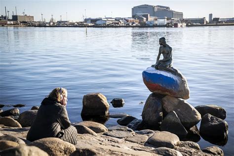 Statue of Little Mermaid vandalized again in Denmark