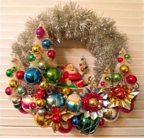 33 Amazing Christmas Wreaths Decoration Ideas - MAGZHOUSE