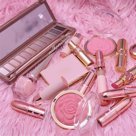 Instagrin | Pink makeup, Pink cosmetics, Aesthetic makeup