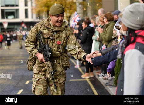 Princess of wales royal regiment hi-res stock photography and images ...