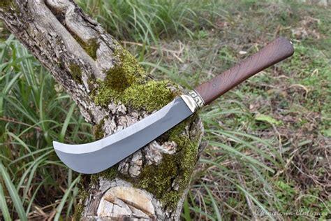 Different Types of Machetes: 10 Most Common Ones - Machete Guide