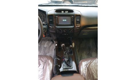 Used Toyota Prado LEATHER SEATS DVD CAMERA 2006 for sale in Dubai - 610765