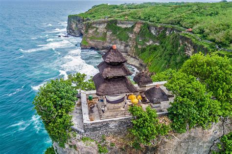 Uluwatu Temple in Bali - Bali's Scenic Cliff Temple – Go Guides