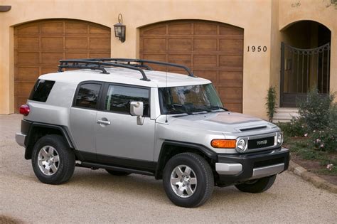 2010 Toyota FJ Cruiser Image. Photo 47 of 48