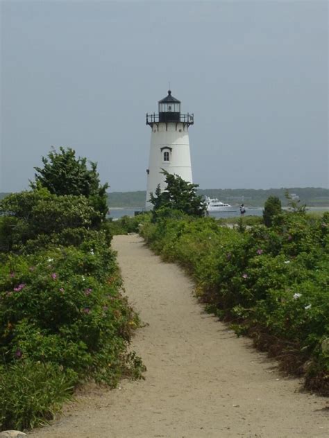 Edgartown lighthouse | Beautiful lighthouse, Lighthouse pictures, Lighthouse lighting