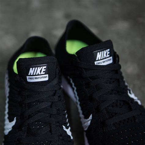 Nike Women Free Rn Flyknit Running black / white