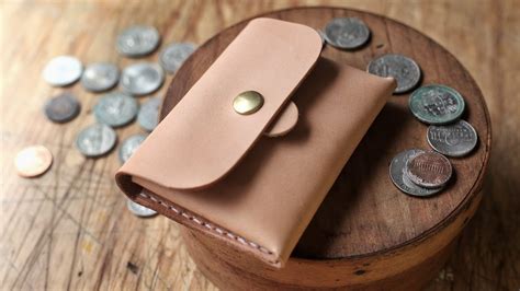 Making a Beautiful + Simple Leather Coin Wallet (PATTERN) - YouTube