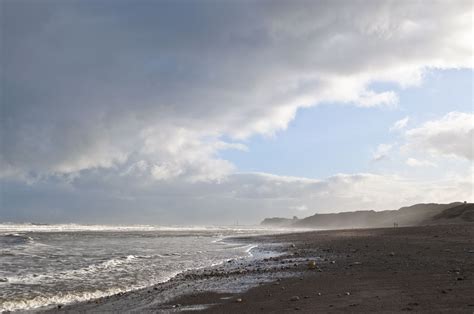 Guide to Best beaches in Yorkshire | Raven Hall