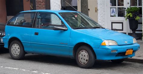 1991 Geo Metro Base - 2dr Hatchback 1.0L Manual