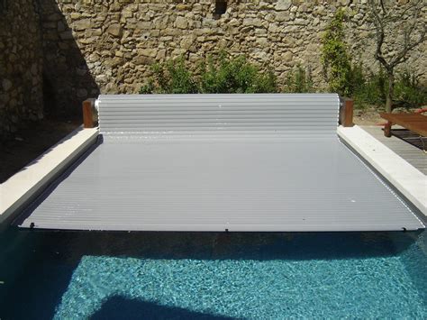 Stores piscine, Volet hors-sol de piscine, couverture de piscine hors-sol