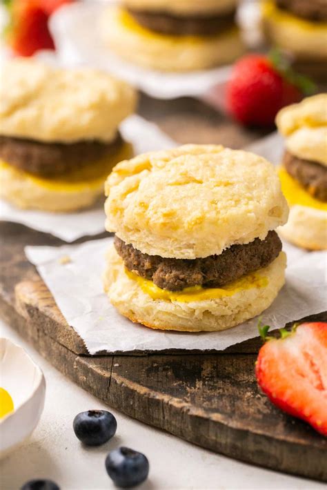 Mini Healthy Sausage Biscuits (Homemade + Freezer Friendly!) | Lauren ...