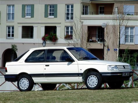 Fotos de Peugeot 309 1989