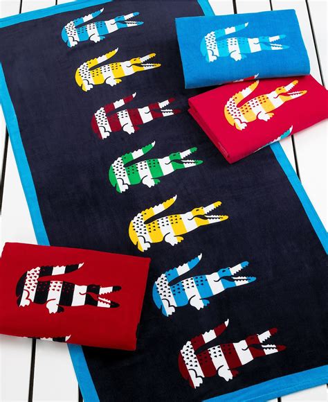 Lacoste Towels | Estampes, Look cool