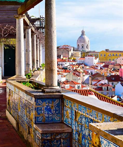 Alfama Tour - Love for Lisbon begins - Discover Lisbon