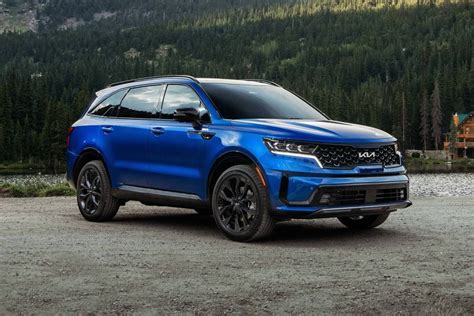 The 2023 Kia Sorento PHEV Has a Premium Price