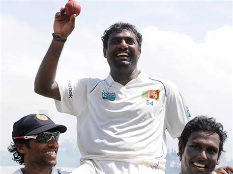 Muralitharan is the best; has taken 800 wickets in Test cricket