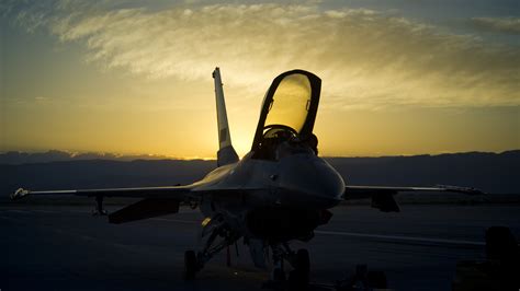 Download 3840x2160 Wallpaper General Dynamics F 16 Fighting Falcon, Military, Fighter Aircraft ...