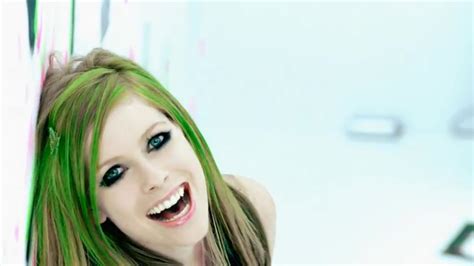 Smile - Avril Lavigne Image (24365615) - Fanpop