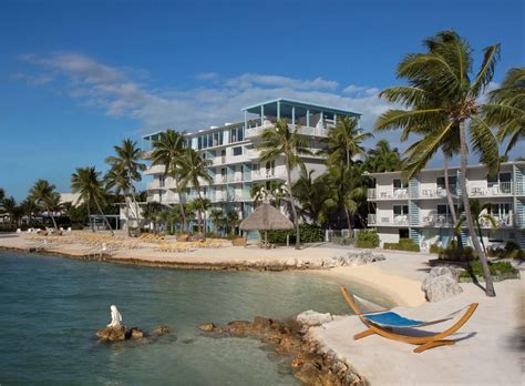 Florida Keys' Islamorada - Postcard Inn Beach Resort & Marina Review - Hedonist / Shedonist