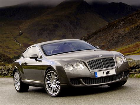 cars and cars: 2010 Bentley Continental GT