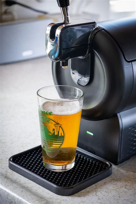 Hopsy SUB Home Tap review: Another beer appliance that no one should ...