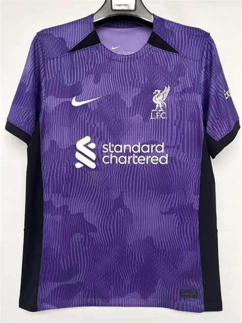 Terceira camisa do Liverpool 2023-2024 tem imagem vazada » Mantos do Futebol