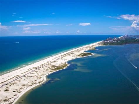 13 Best Places to Visit Along Florida’s Emerald Coast - TripsToDiscover