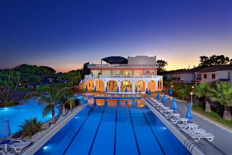 SANTA MONICA RESORT & VILLAGE $117 ($̶1̶3̶4̶) - Prices & Condominium Reviews - Calabria/Cutro, Italy