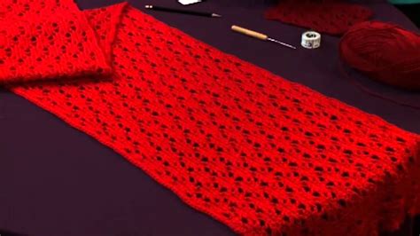 Learn customizing crochet patterns with Red Heart Yarns - YouTube